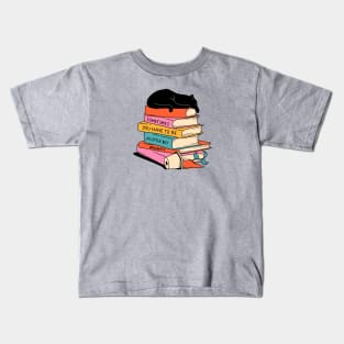 Books and Plant Black Cat in beige Kids T-Shirt